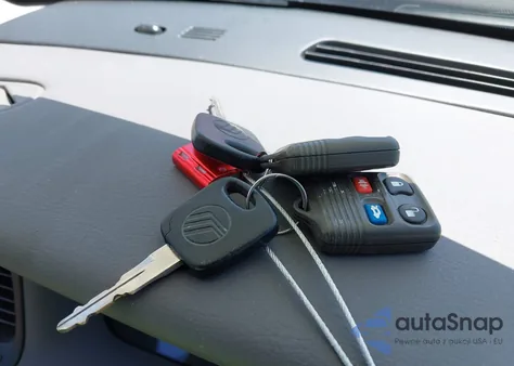 2002 Mercury Grand Marquis Ls Premium/Ls Ultimate/Lse из США, поврежденный, VIN 2MEFM75W22X653775